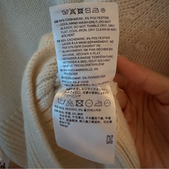 $1150 Toteme Cashmere City Off-White Cream Heavy Turtleneck Sweater Sz Medium M - Picture 9 of 10